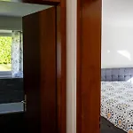 Spacious 2 Bedroom شقة