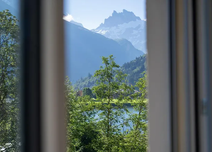 Apartment Spacious 2 Bedroom