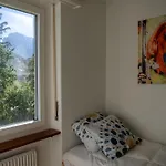 Spacious 2 Bedroom Lägenhet