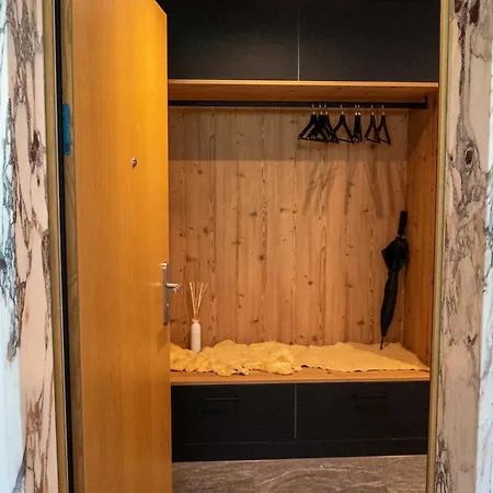 Spacious 2 Bedroom